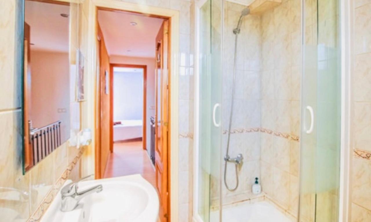 Apartamento En La Playa Con Terraza Apartman Coma-ruga Kültér fotó